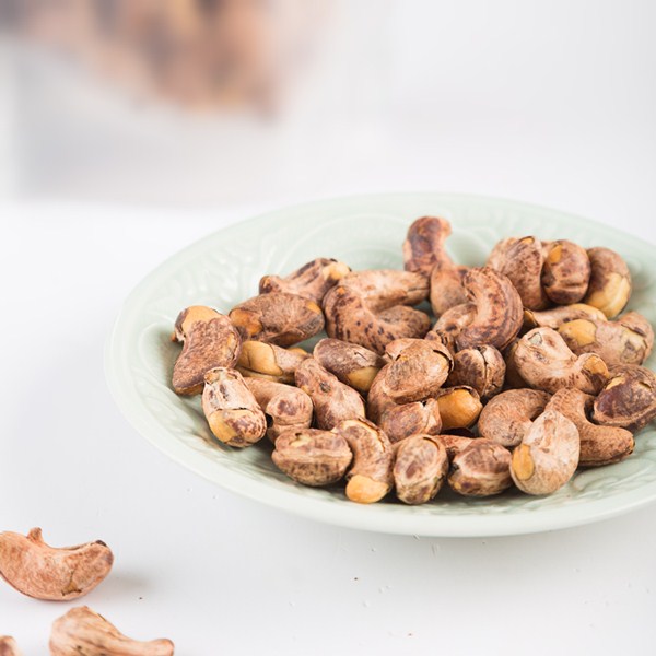 Hạt điều rang muối vỏ lụa Cát Khánh 450g
