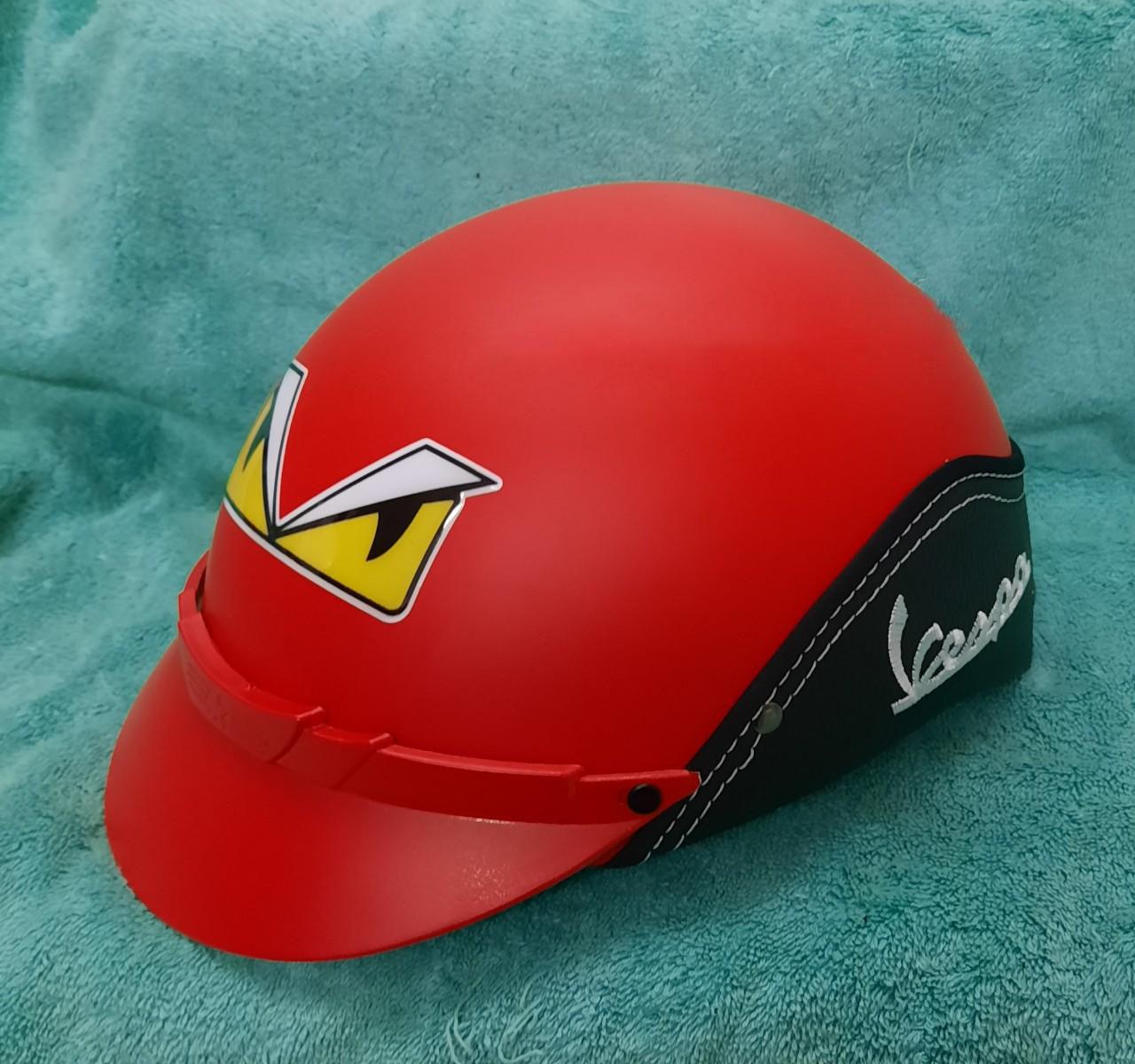 [HCM]nón bảo hiểm vespa thời trang siêu xinh + tặng kèm tem nổi đôi mắt fendi hot trend (khách tự dan theo sở thích)