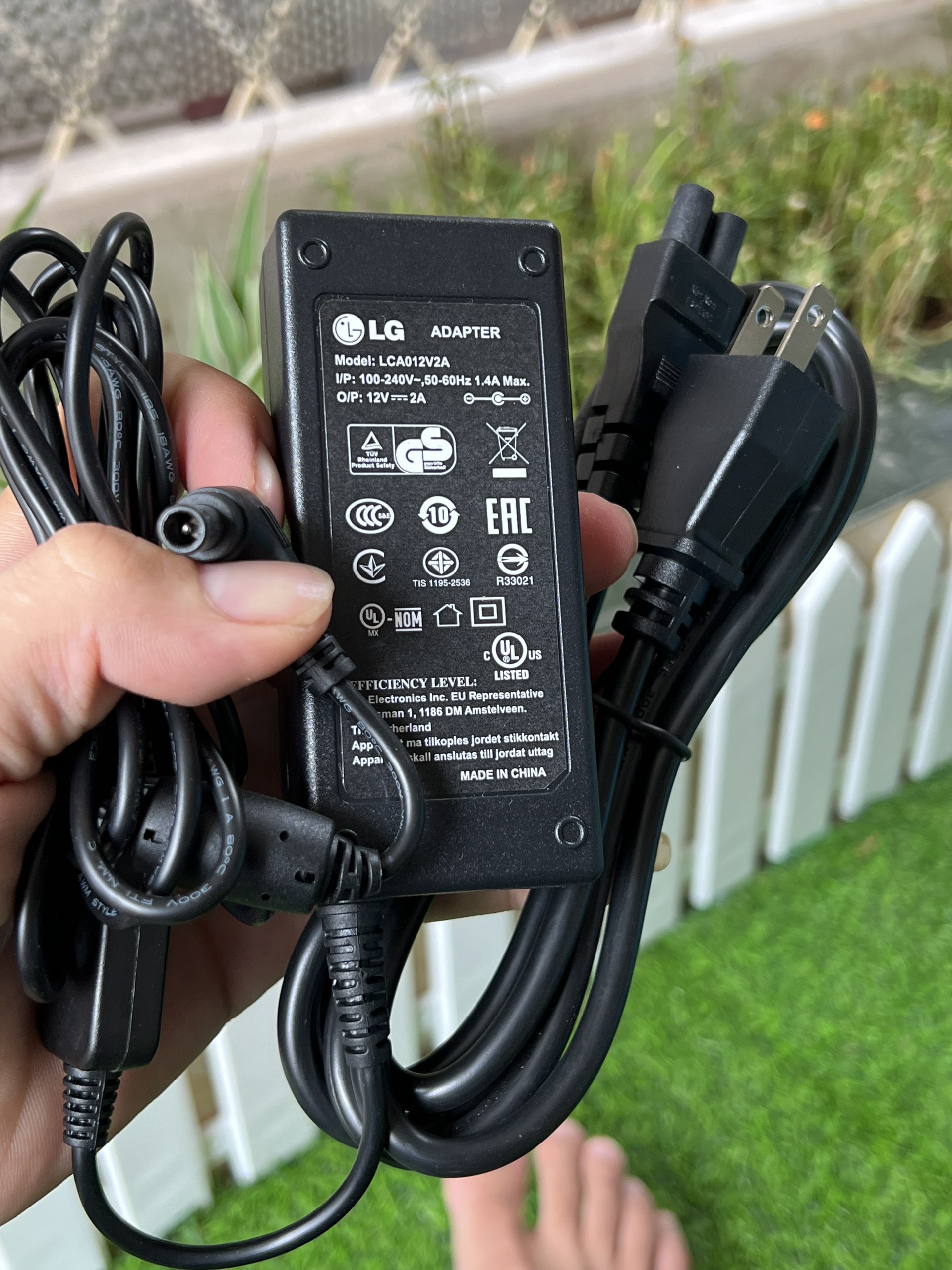 Nguồn 12v2a cho màn hình LG W1943SV