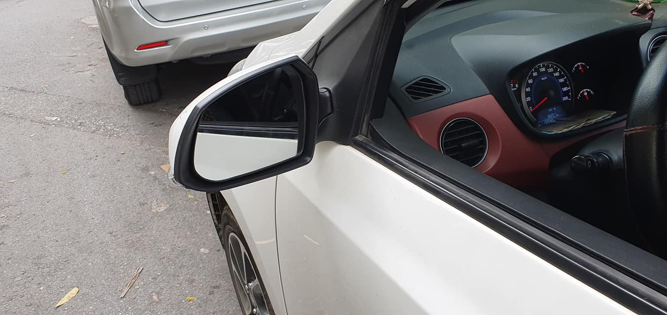 GÁO GƯƠNG CHIẾU HẬU HYUNDAI I10