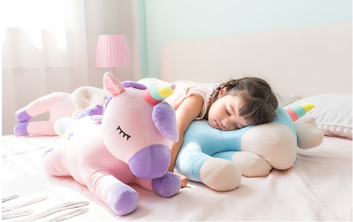 Gối mền gấu bông kỳ lân dài 60cm