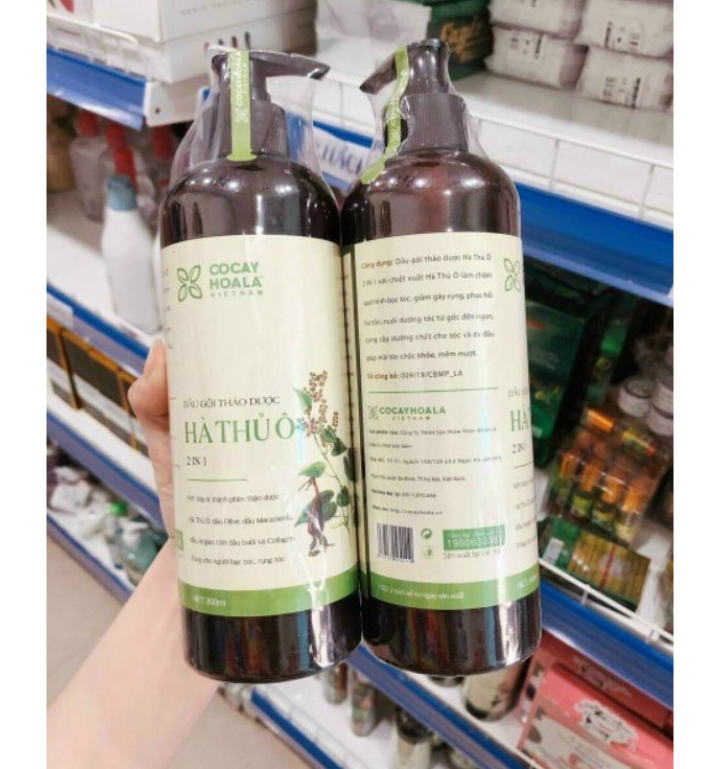 DẦU GỘI THẢO DƯỢC HÀ THỦ Ô CHAI 800ml