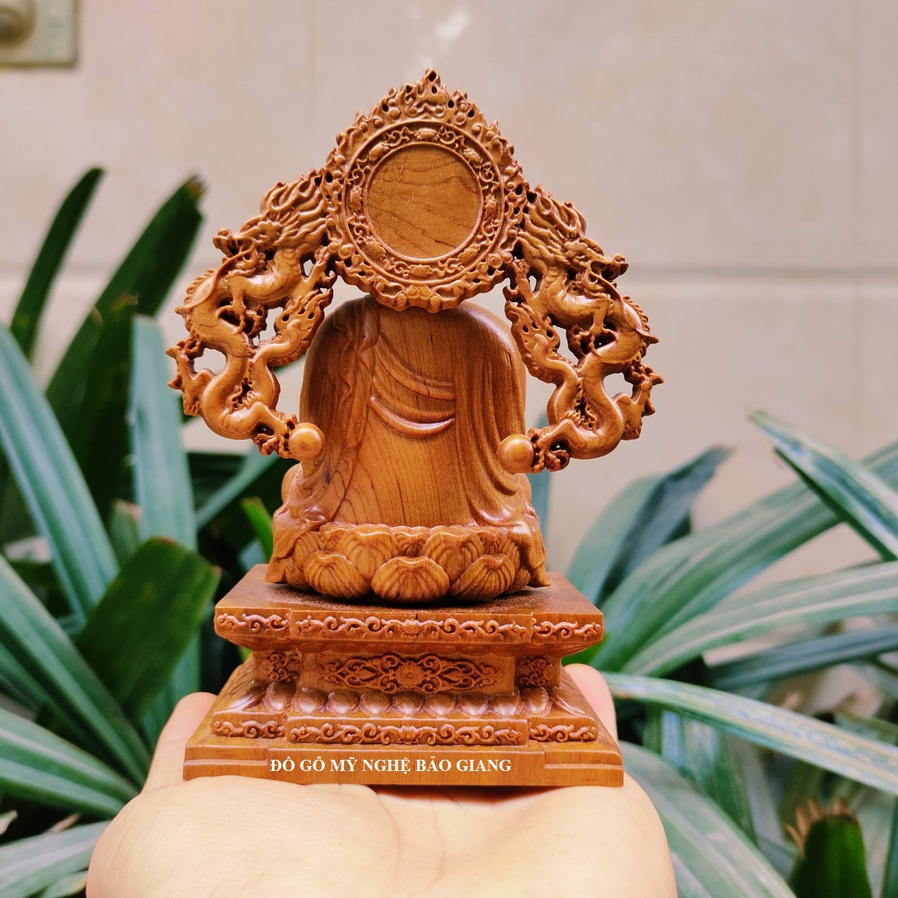 Tượng phật a di đà gỗ bách xanh
