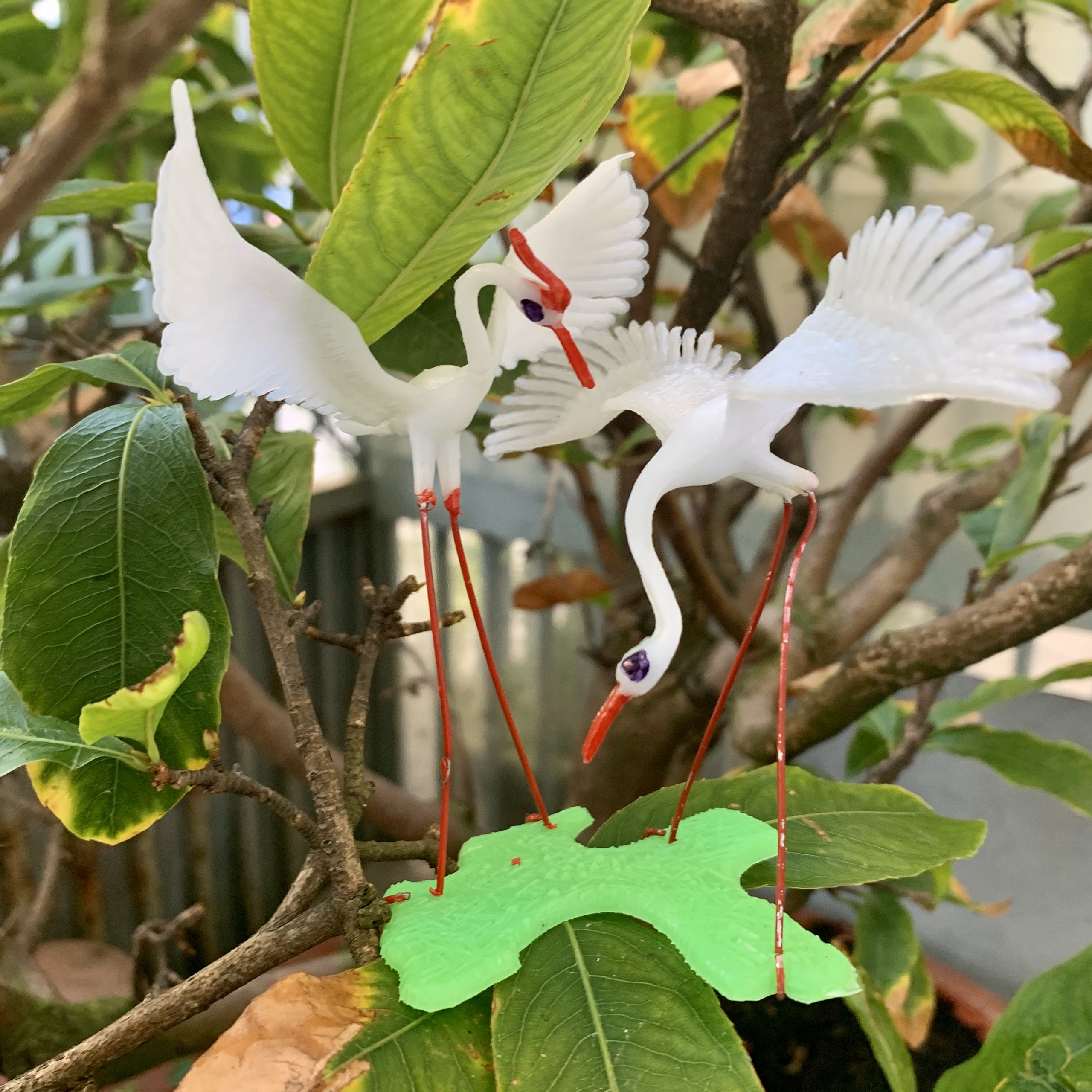 [HCM]Cặp cò nhựa  [ Bay ] trang trí bể cá sân vườn.