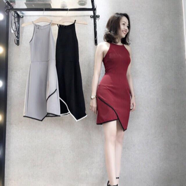 Đầm Ôm Cổ Yếm