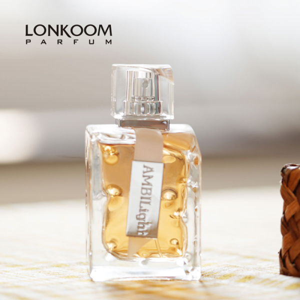 Nước hoa LONKOOM PARFUM AMBILIGHT có dung tích 100ml, là lựa chọn của người phụ nữ tinh tế perfect gift for family