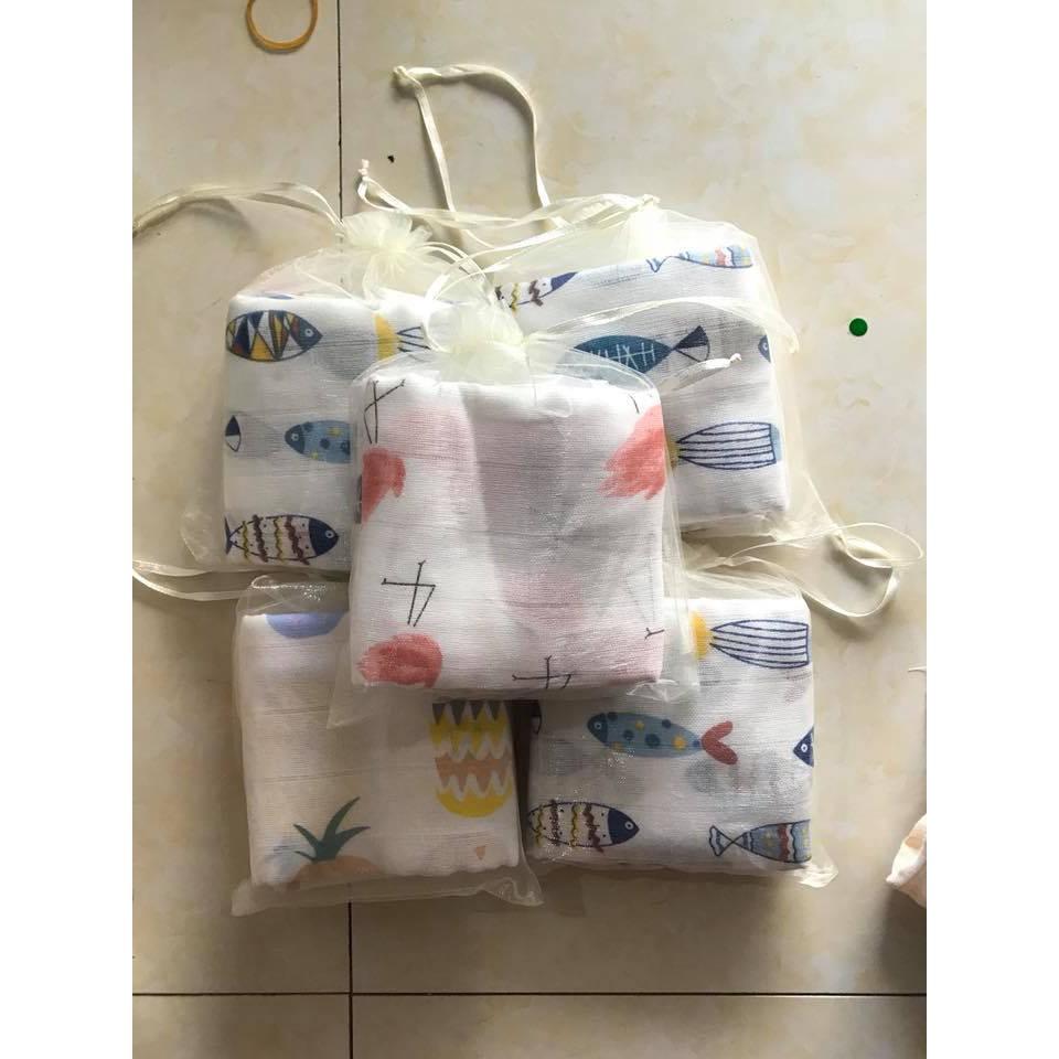 Set 10 Khăn sữa Aden túi lưới (1 túi 10 hình)