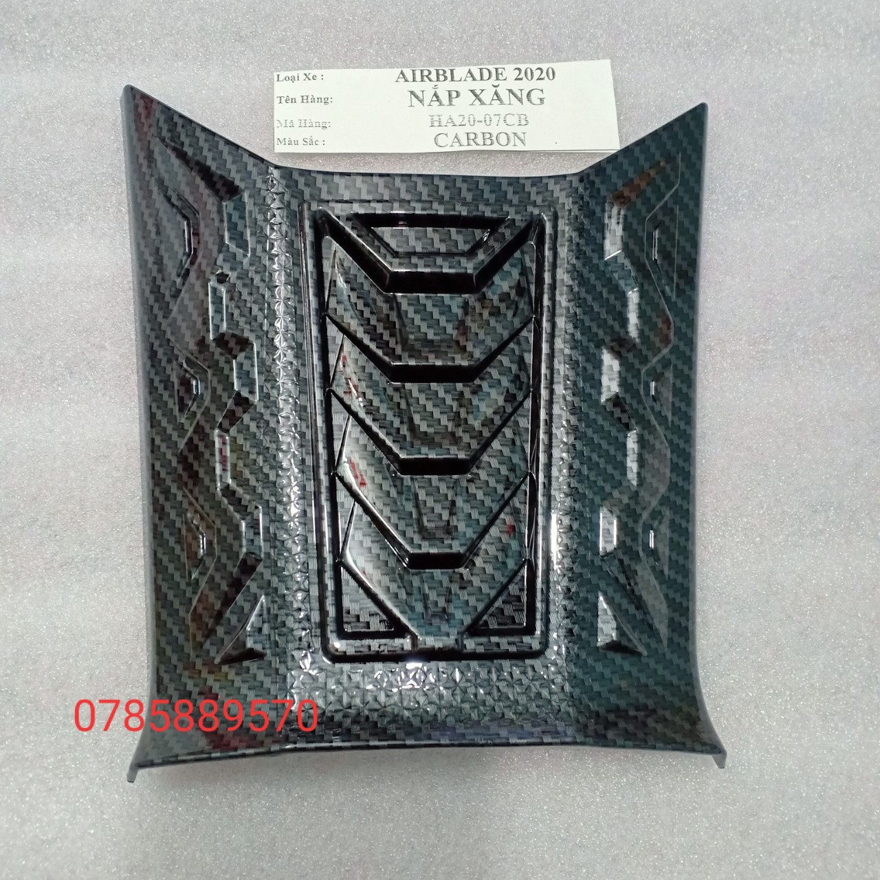 ỐP NẮP XĂNG XE AIR BLADE 2020-2023 CARBON