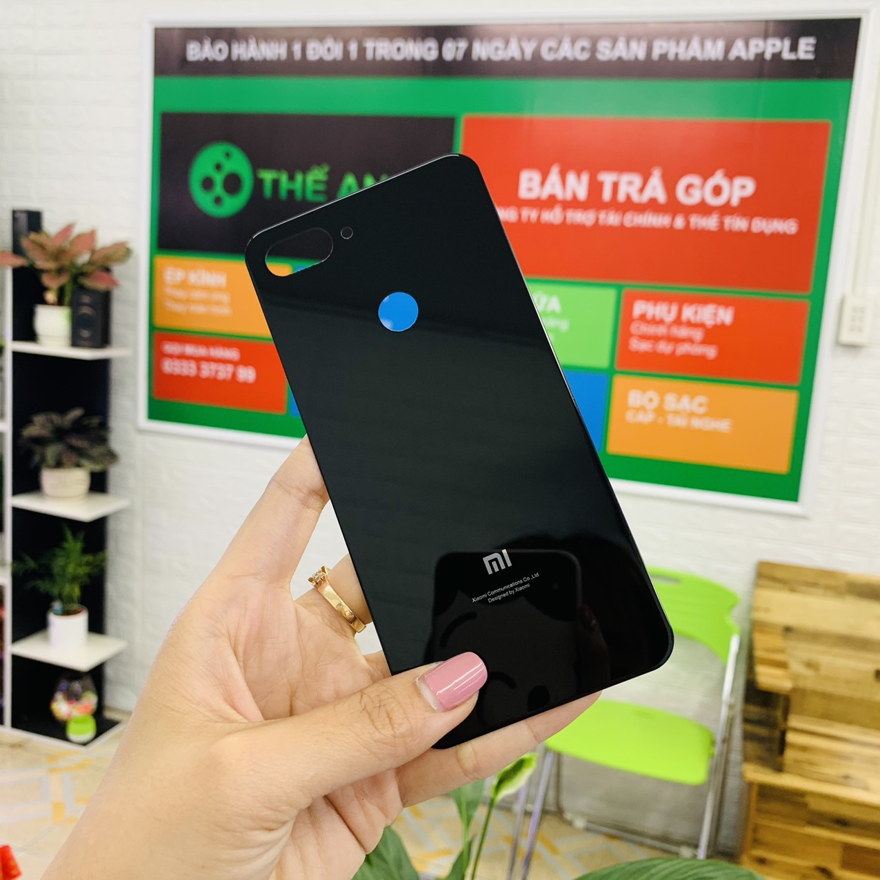 Nắp lưng / kính lưng Xiaomi Mi 8 Lite chính hãng , bảo hành đổi trả