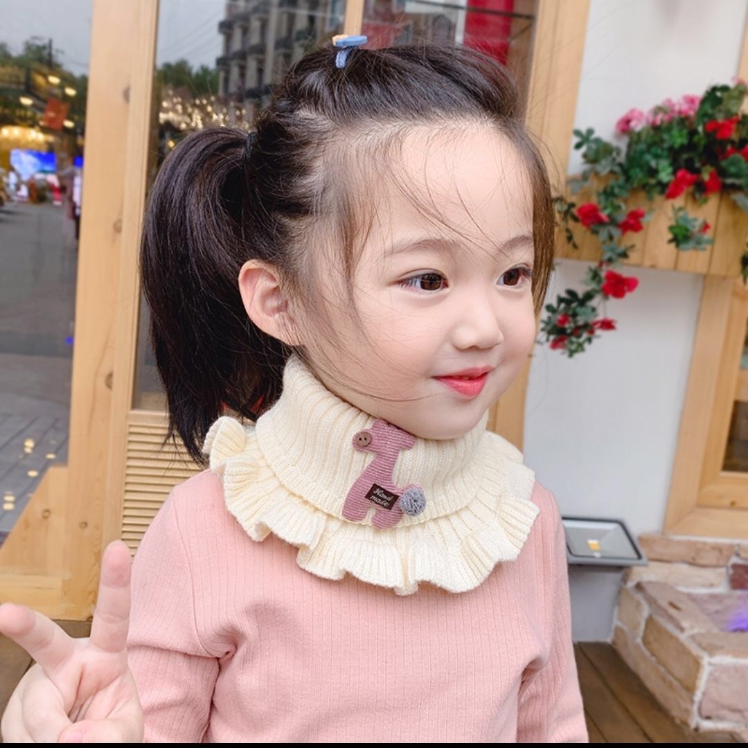 Khăn quàng cổ chất len họa tiết hươu cho bé
