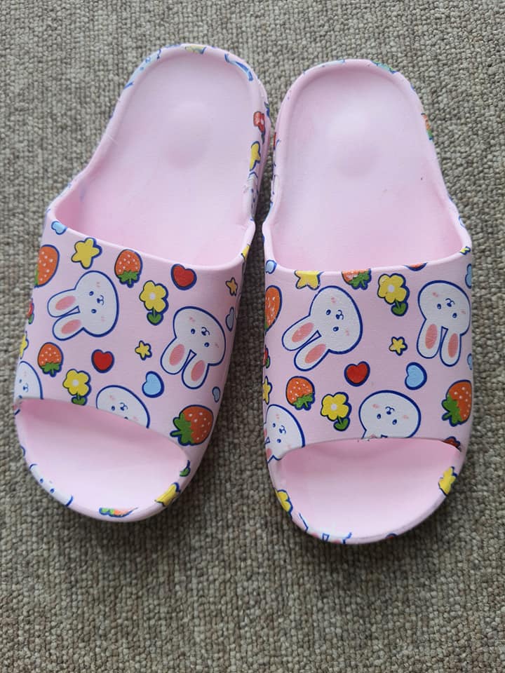 HOT TREND DÉP BÁNH MÌ CHO BÉ TRAI  BÉ GÁI ĐỦ SIZE NHIỀU HÌNH CUTE  DÉP ĐÚC MỀM NHẸ TRẺ EM  GIAO NGẪU NHIÊN