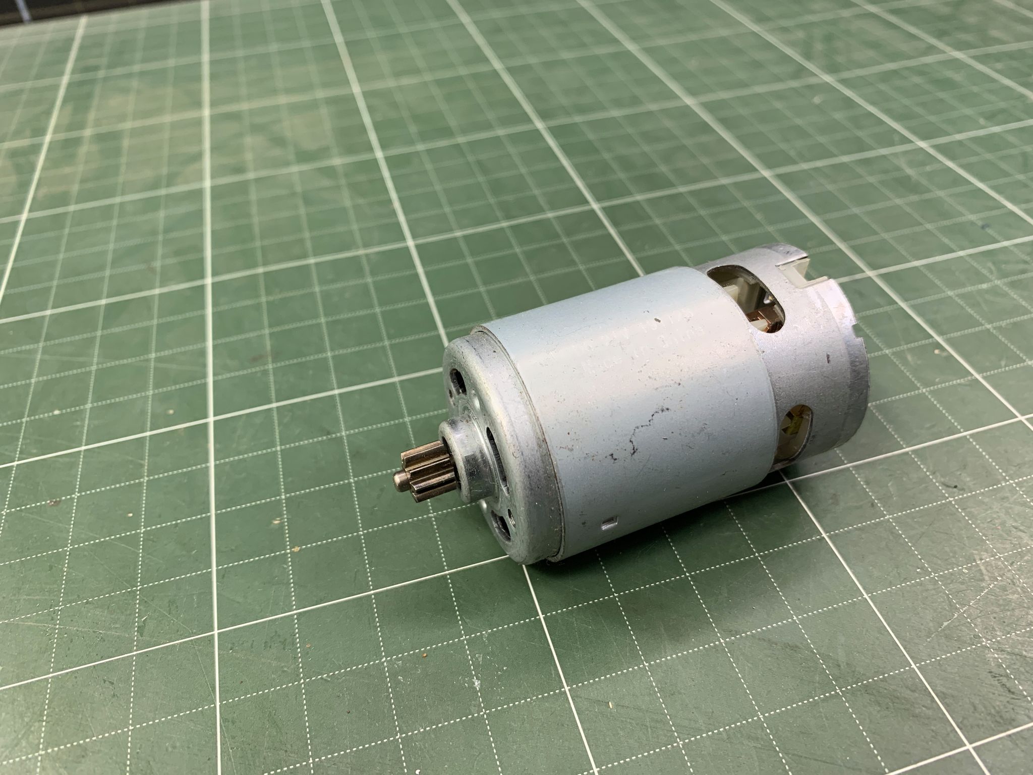 mô tơ 550 - 21v dành cho khoan pin