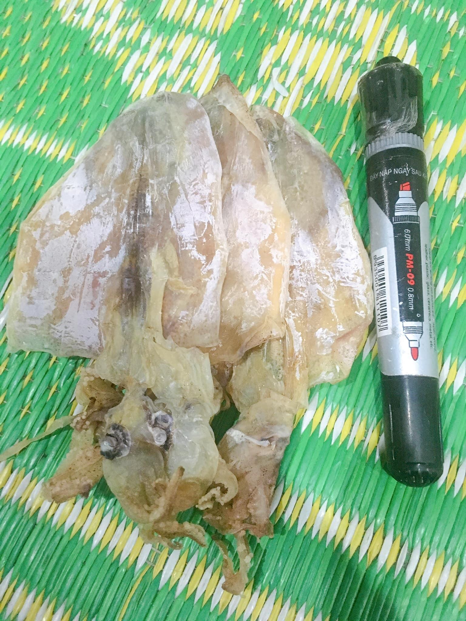 mực khô siêu ngon ngọt gói 10 con