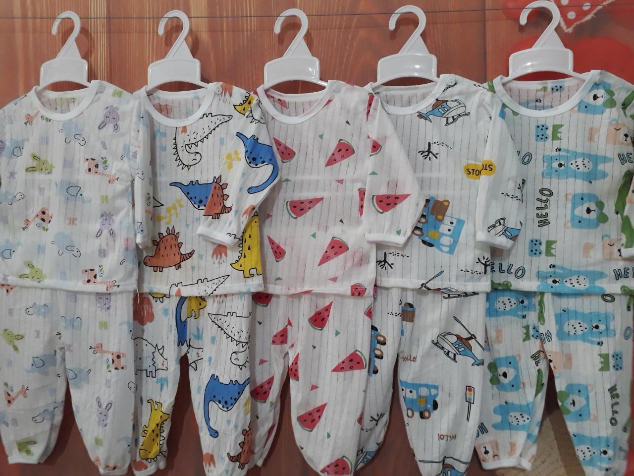 Combo 5 bộ dài cotton giấy cài vai cho bé