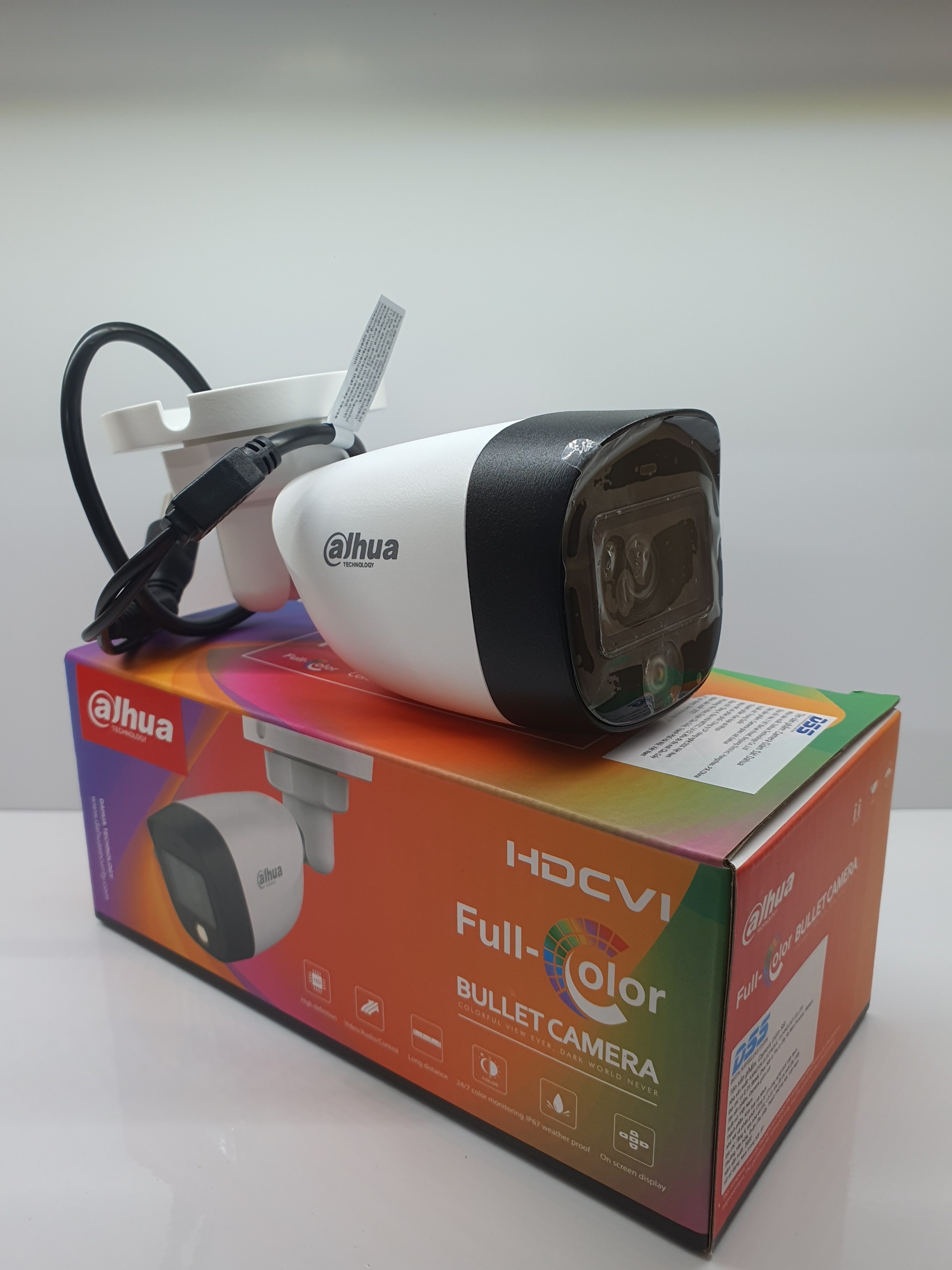Camera HDCVI DAHUA DH-HAC-HFW1239CP-A-LED 2.0 Megapixel