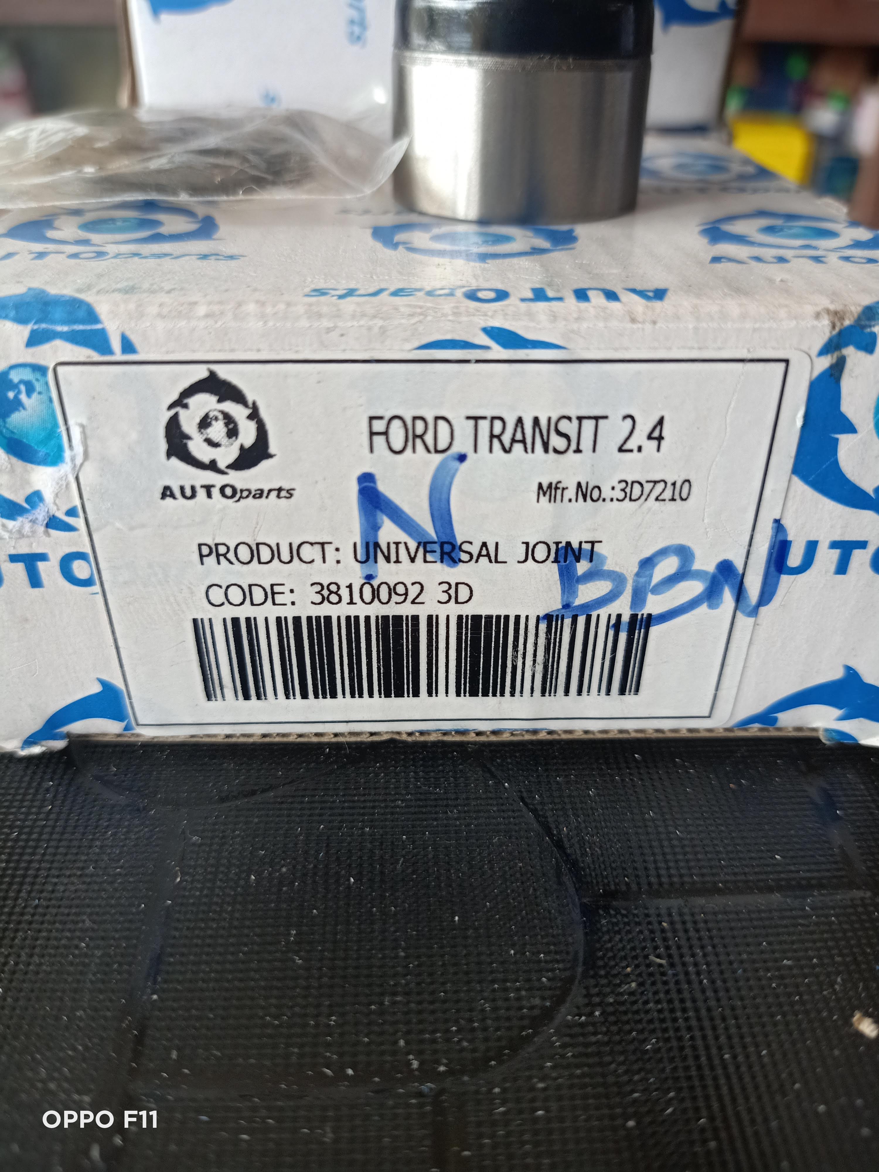 Chữ Thập Láp(Bi Cát Đăng)Xe FORD TRANSIT 2003 - 2018 Nhỏ(Chén 30mm dài 82mm)