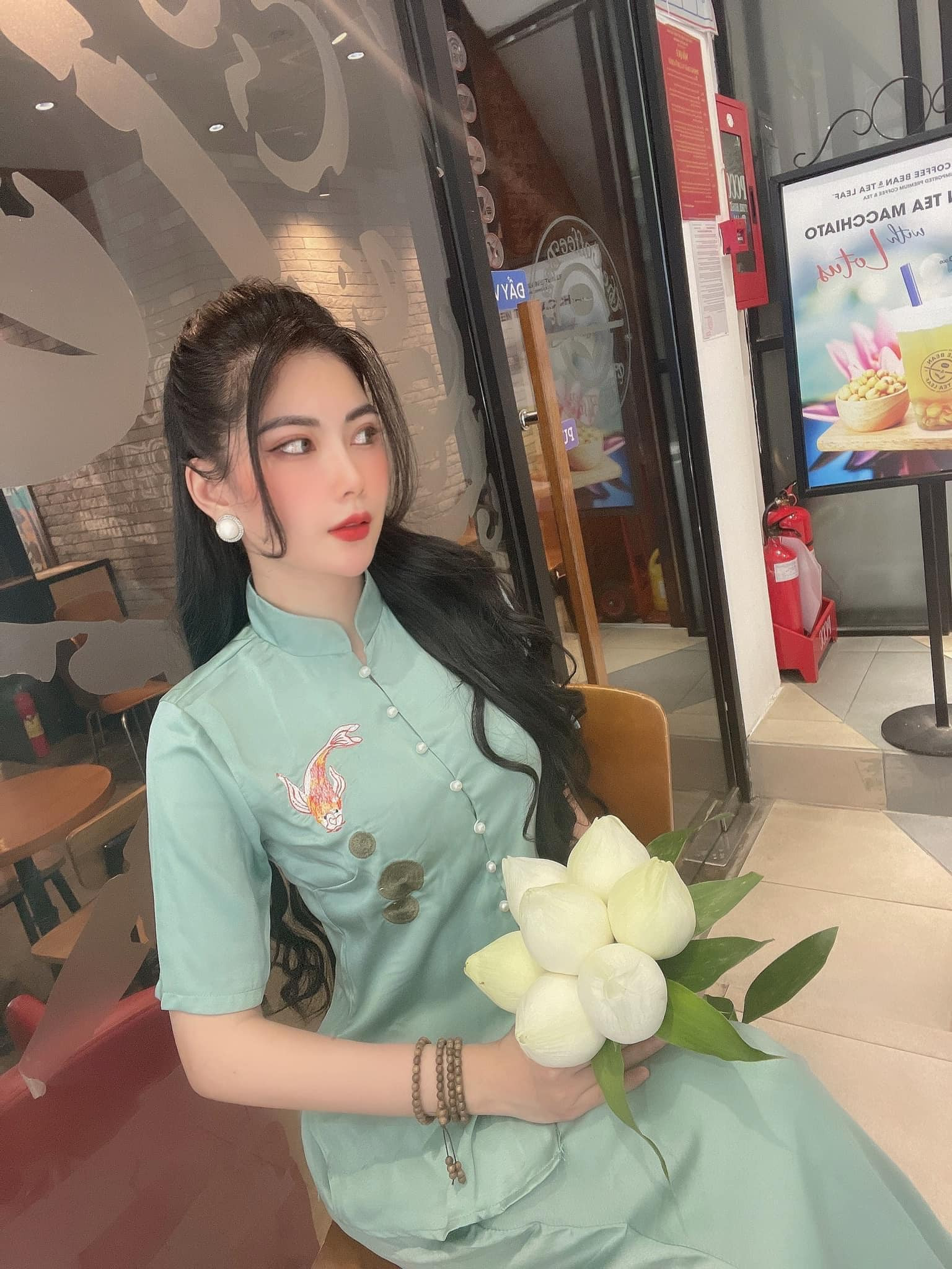 Đồ Lam Đi Chùa Vải Lụa mềm thêu cá chép L09