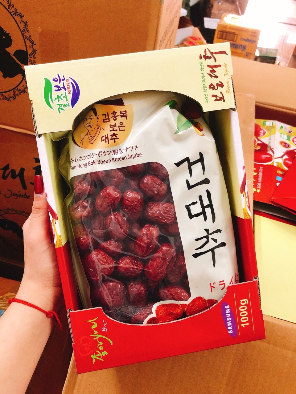 Táo đỏ hàn quốc cao cấp hộp 1kg
