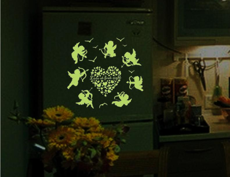 Decal trang trí Thần Tình Yêu - Dạ Quang
