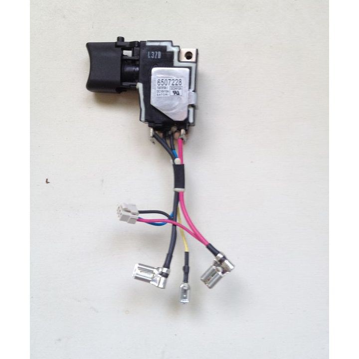 Công tắc makita td/dtd134/146 650722-8