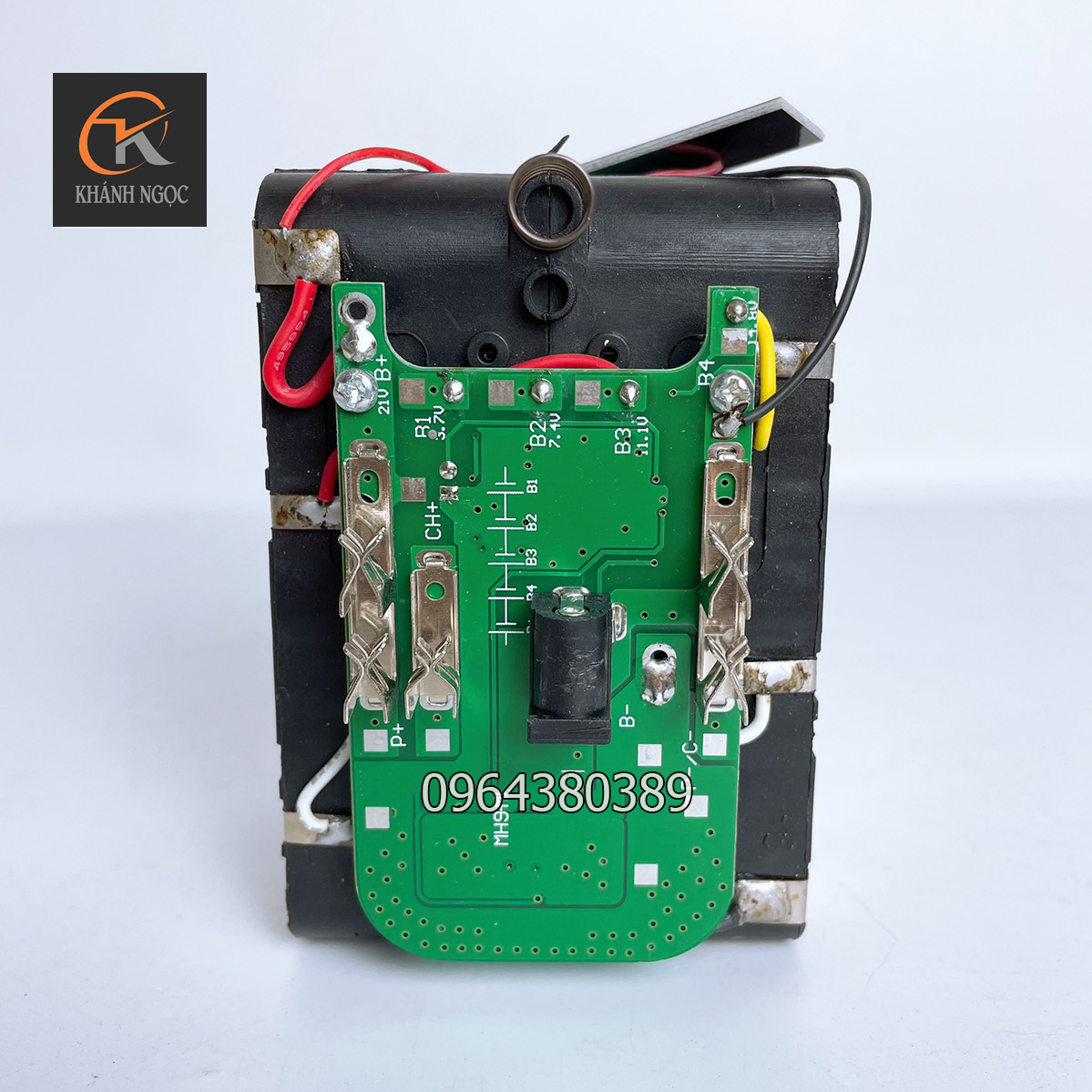 Pin đóng maktia 18v - 15 Cell Dòng Xả 20A