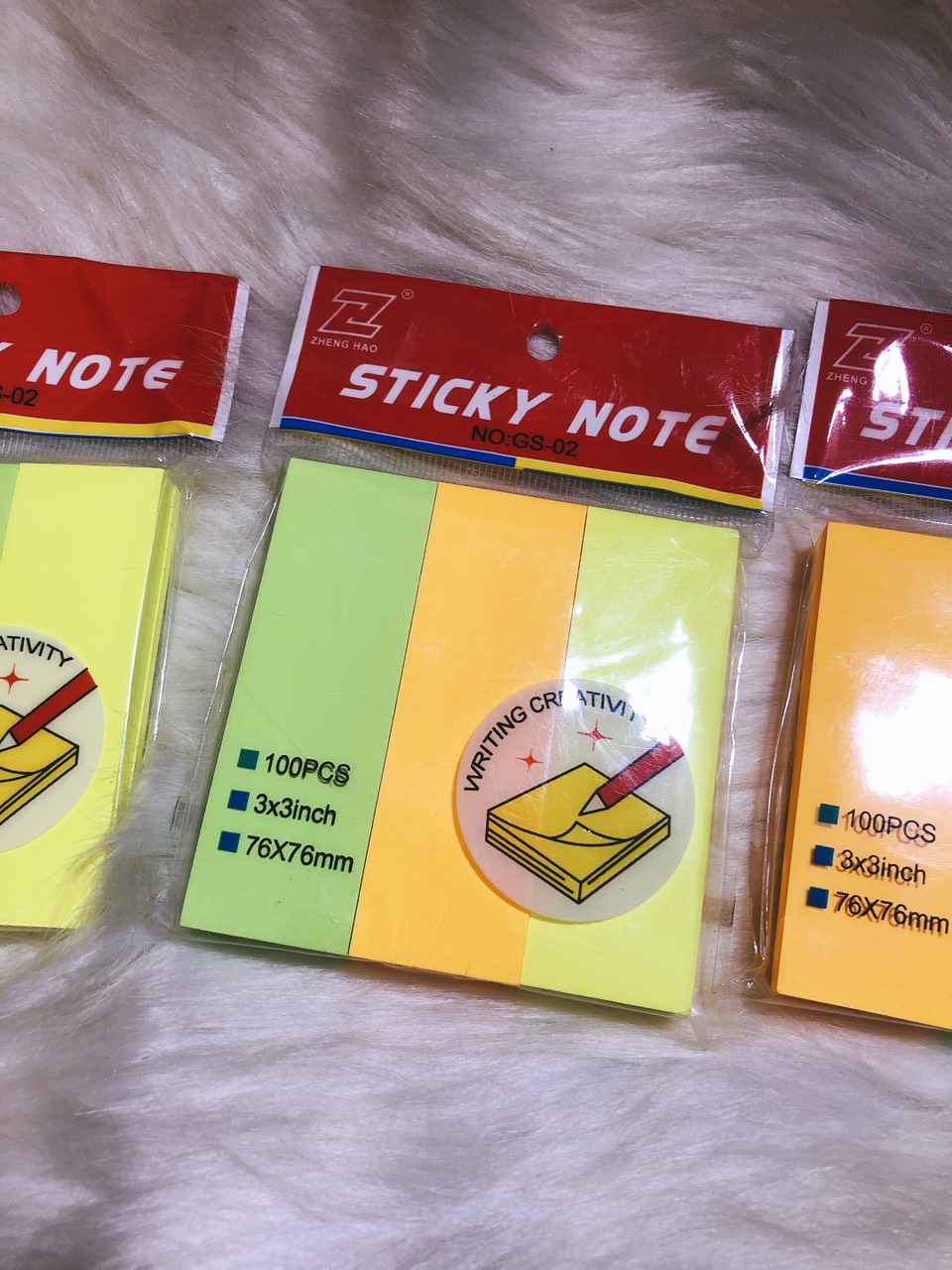 GIẤY NOTE GHI CHÚ DẠ QUANG ( 1 xấp )