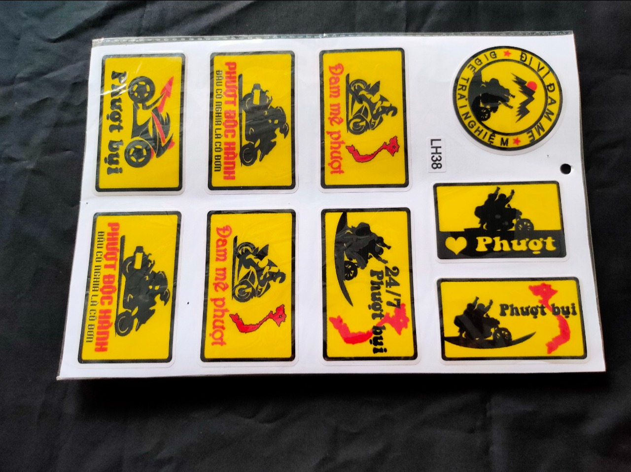 TEM LOGO  PHƯỢT THỦ (KHÔNG BUNG CHÓC,CHỊU NƯỚC TỐT)