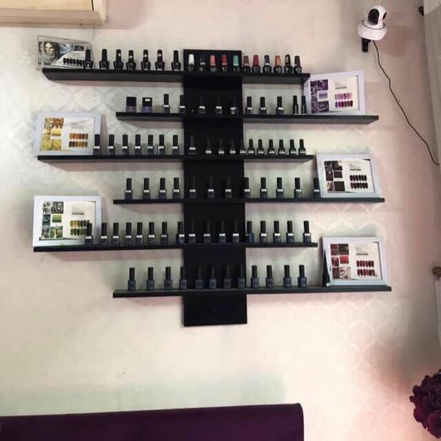 Kệ mỹ phâm Nước Hoa để Sơn Nail hình xương cá 6 tầng