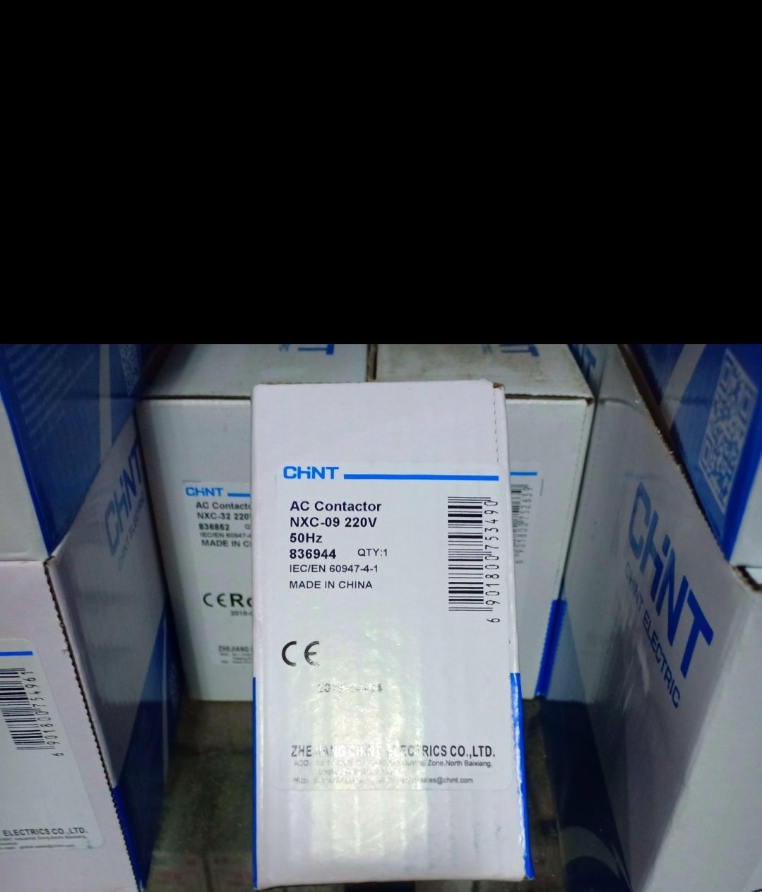 Khởi động từ CHINT 12A-380V