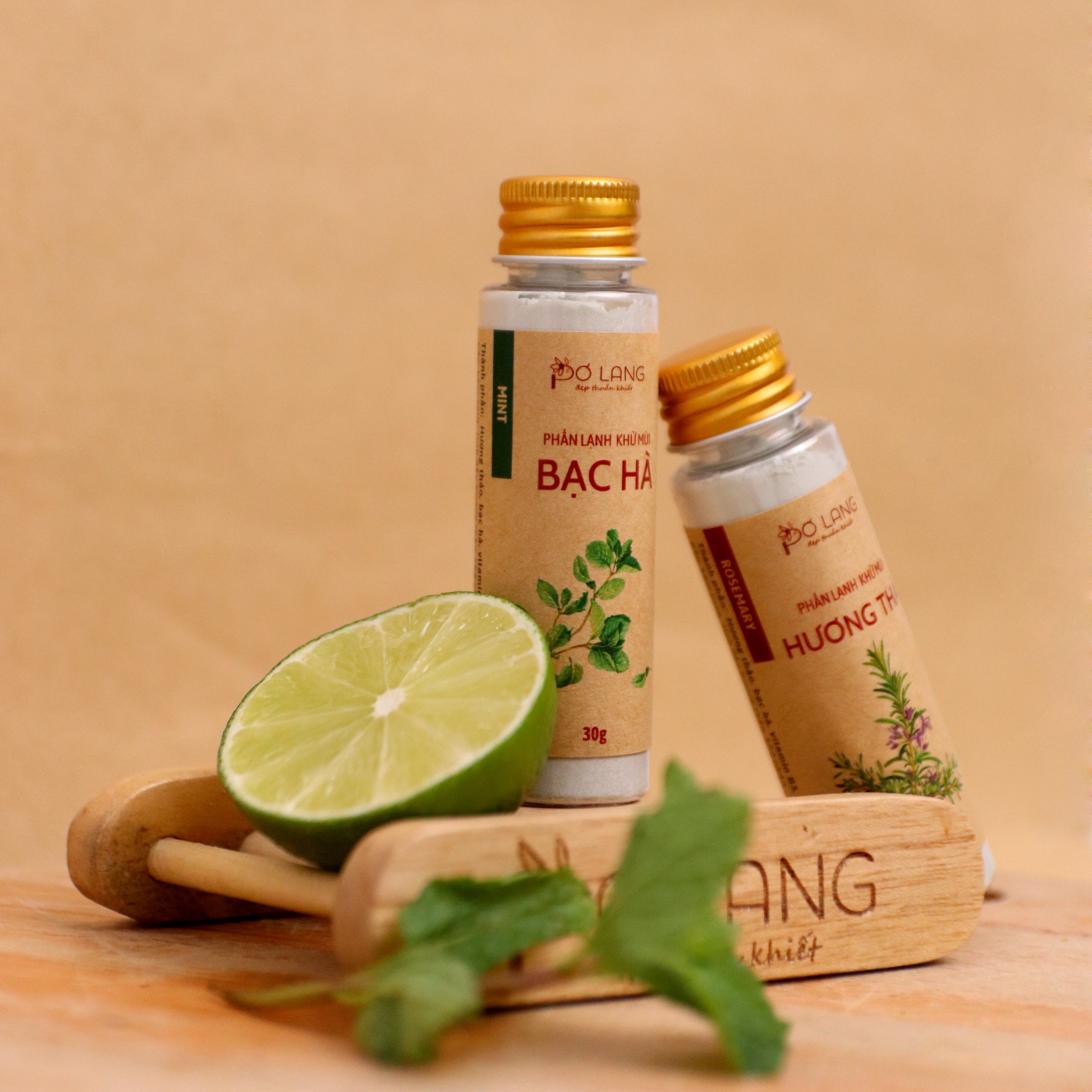 Phấn lạnh hương thảo bột khử mùi cơ thể Pơ Lang lọ 30gam (Khử mùi 24 giờ, không vàng áo)