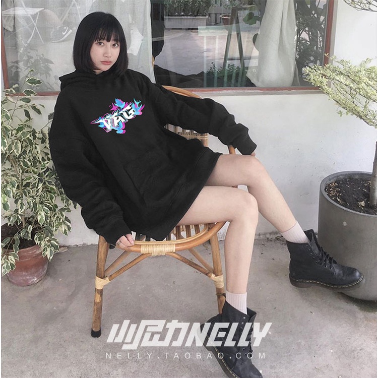 Áo Hoodie Nelly Heybig - VAG