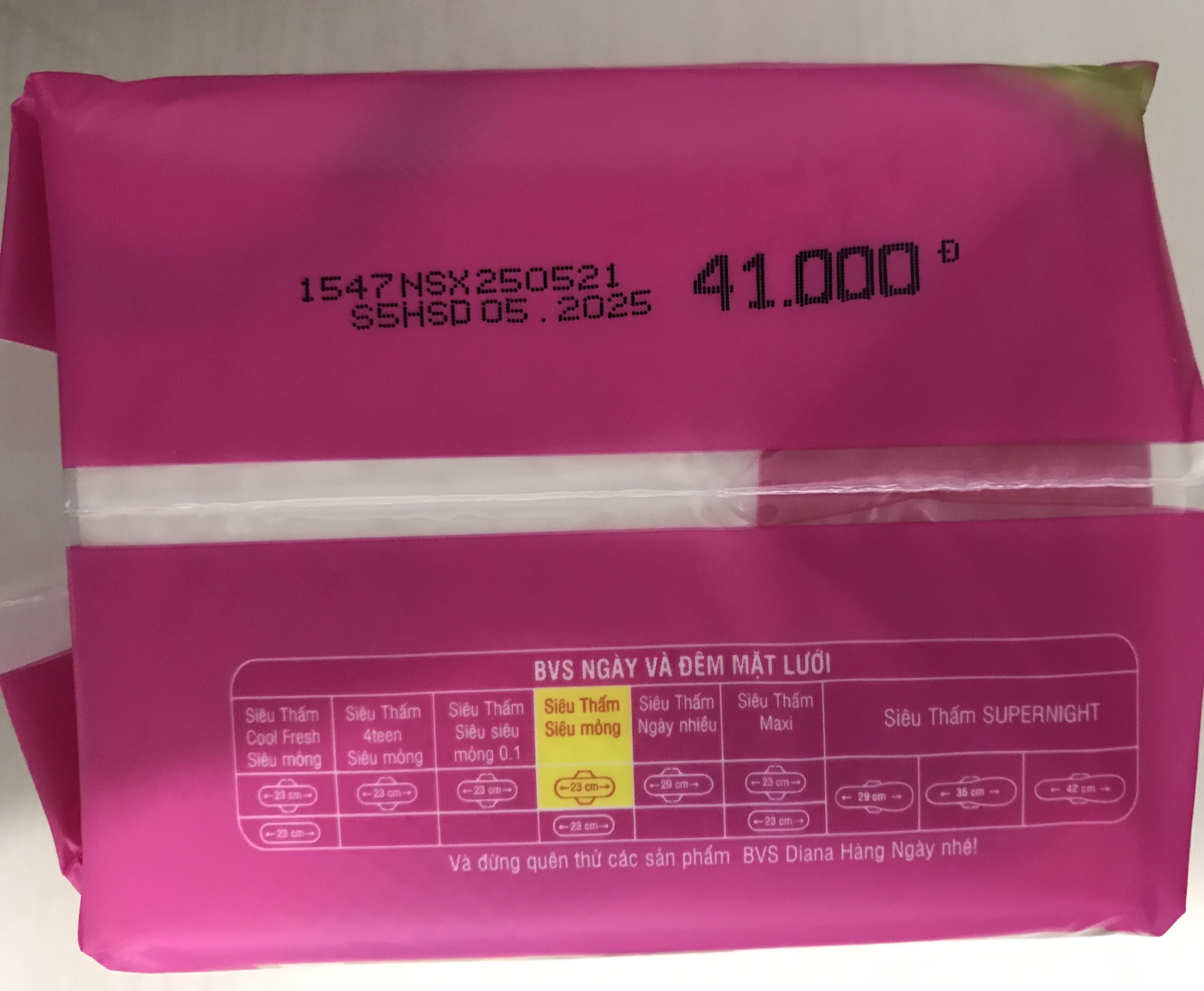 BVS Diana Siêu Thấm Siêu Mỏng Cánh Gói 20 Miếng