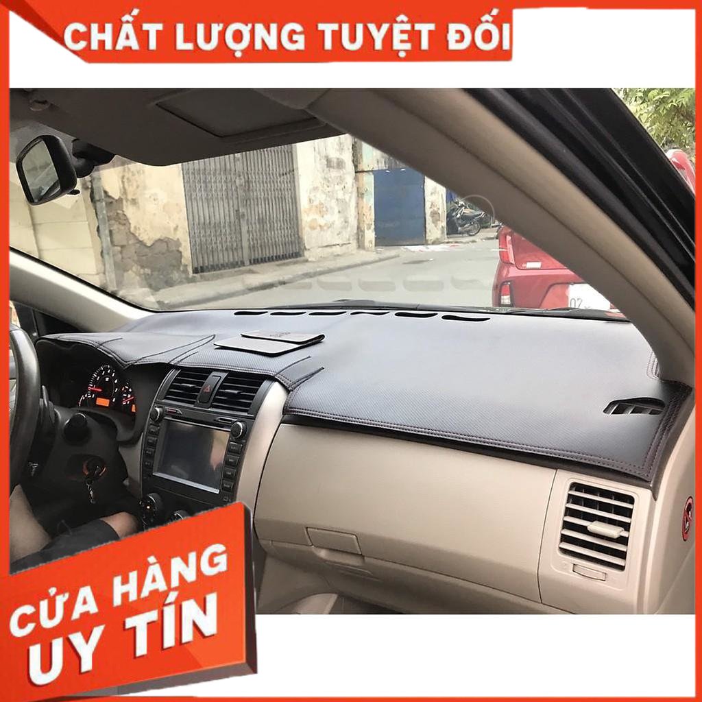 Thảm Taplo xe Toyota Altis , da vân Carbon cao cấp