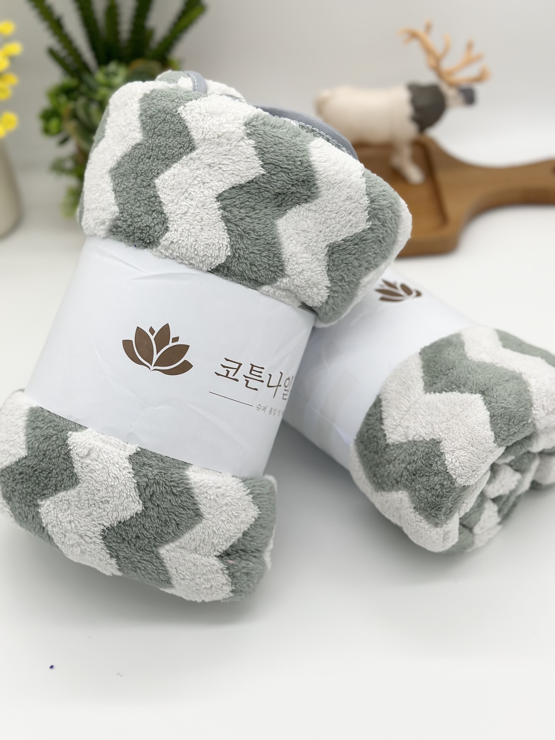Khăn tắm lông cừu, KT 50x100cm, sóng to