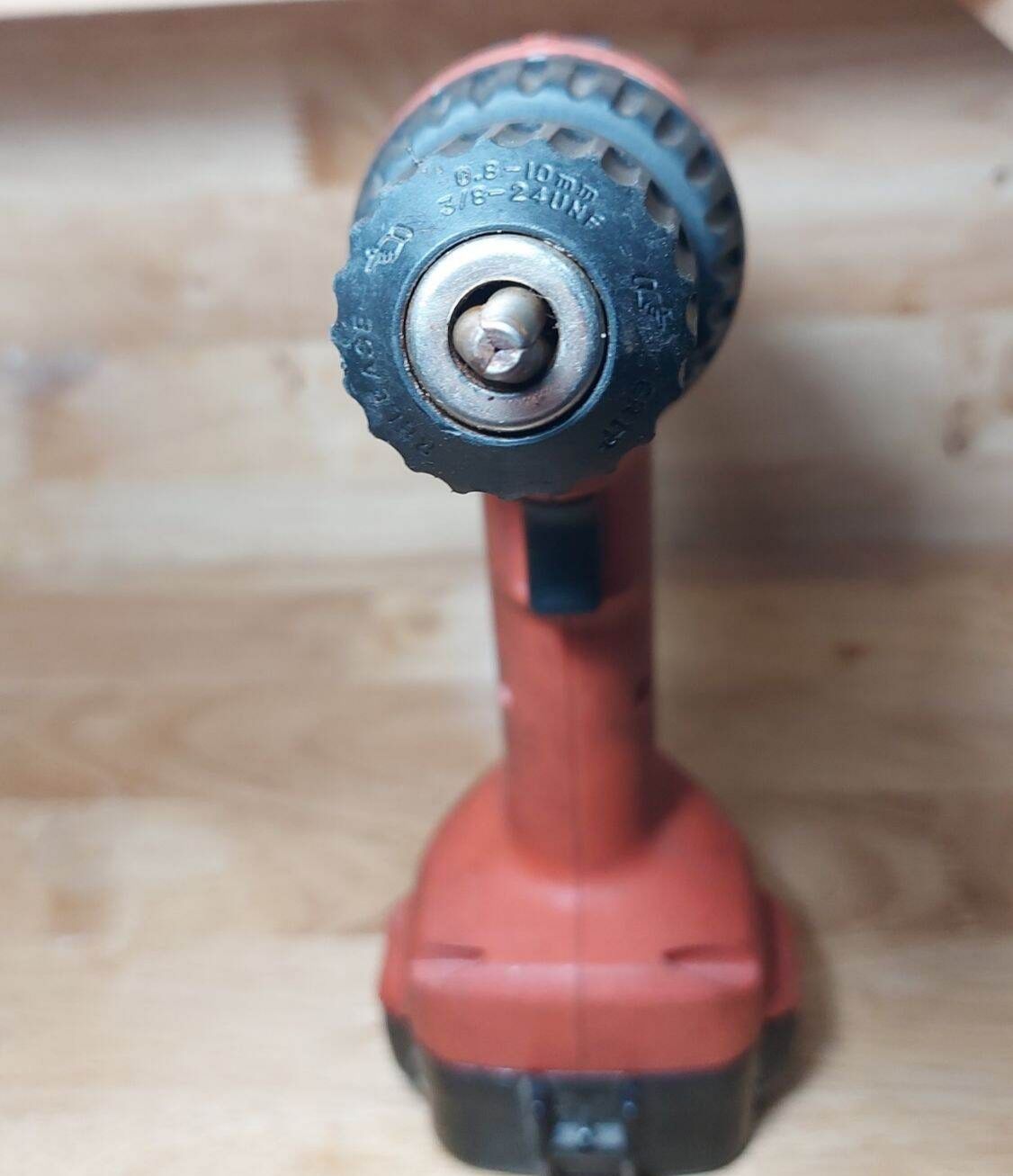 khoan pin nhật bãi. 1máy+1pin+1sạc