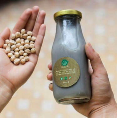 Chai thủy tinh 300ml nắp thiết đen