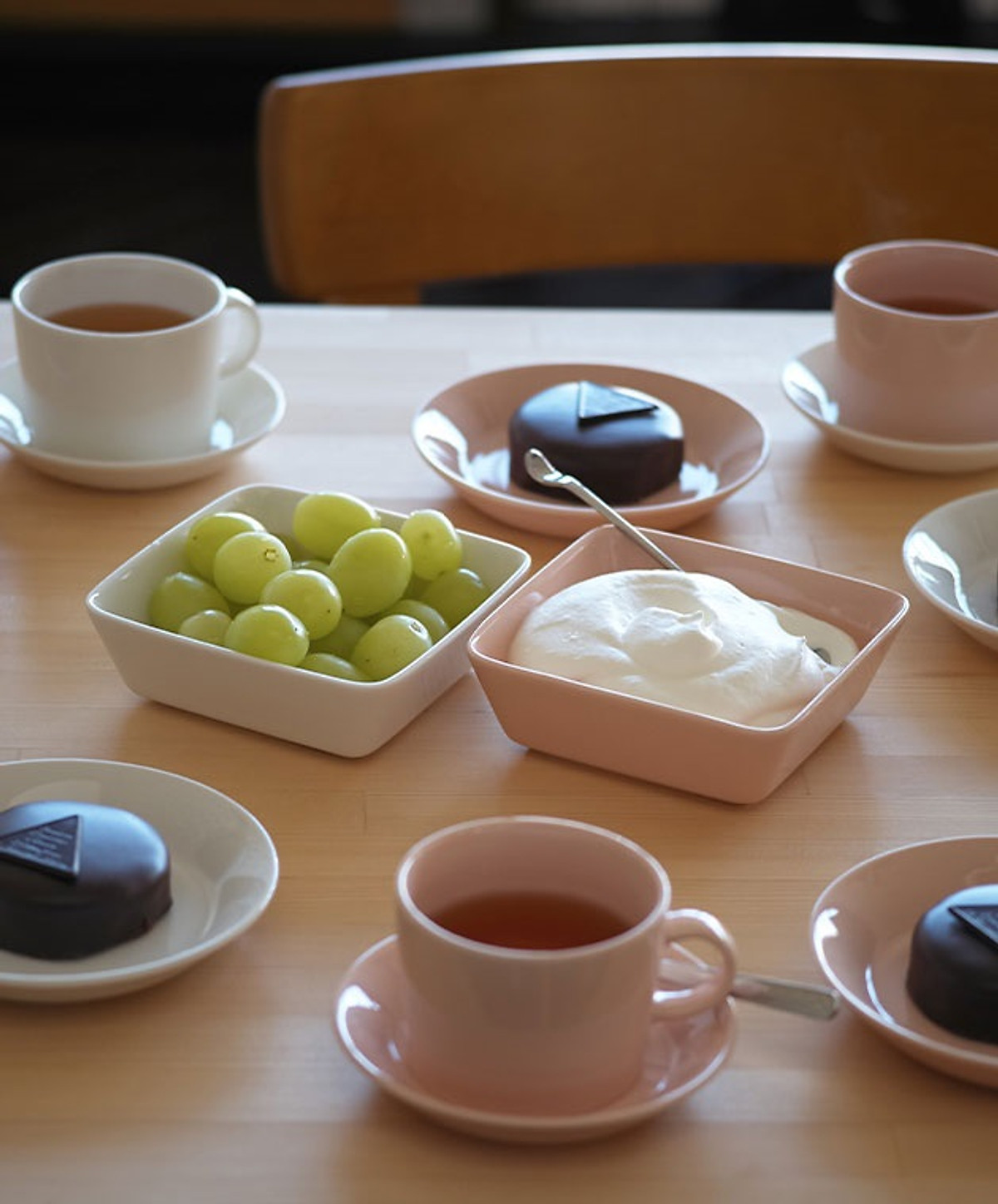 Đĩa sứ Teema Iittala màu trắng