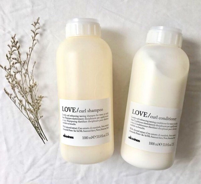 Cặp dầu gội xả cho tóc uốn Davines Love Curl 1000ml x2