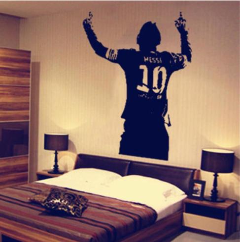Decal dán tường Cr7 Messi ăn mừng bàn thắng