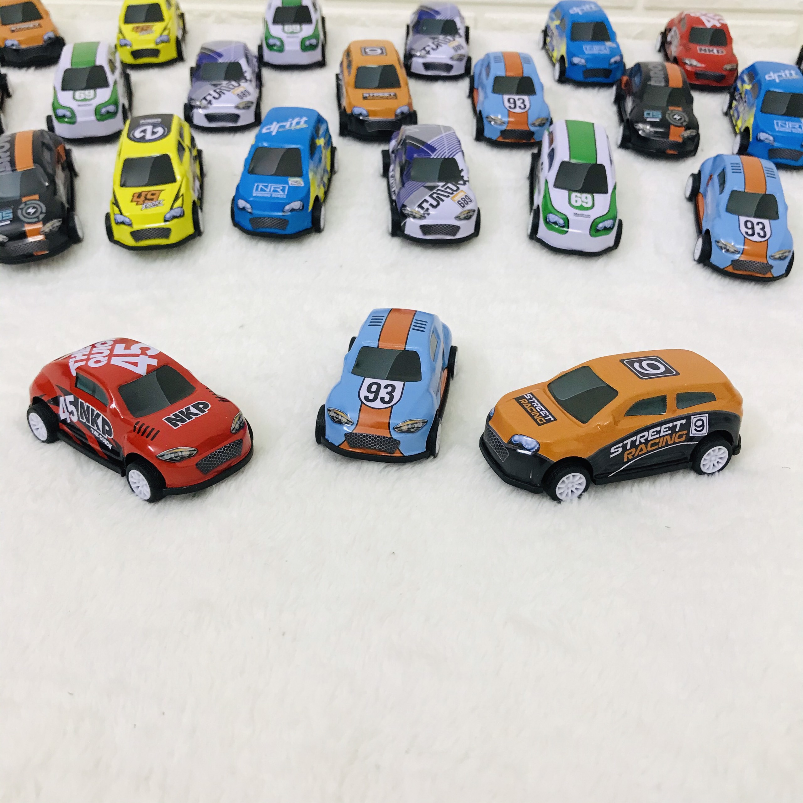 ĐỒ CHƠI XE Ô TÔ ĐÀ SẮT - mô hình siêu xe mini 1/24