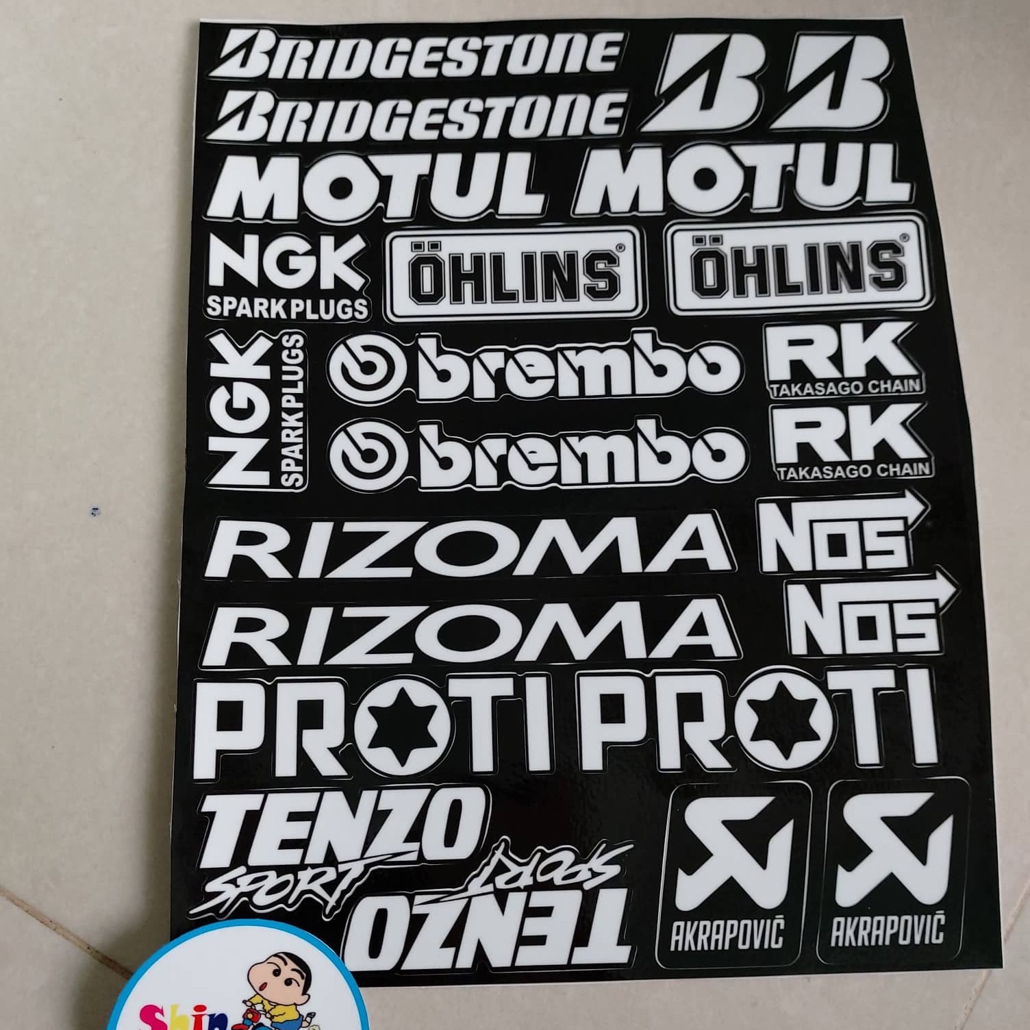 Set tem logo sticker trắng đen