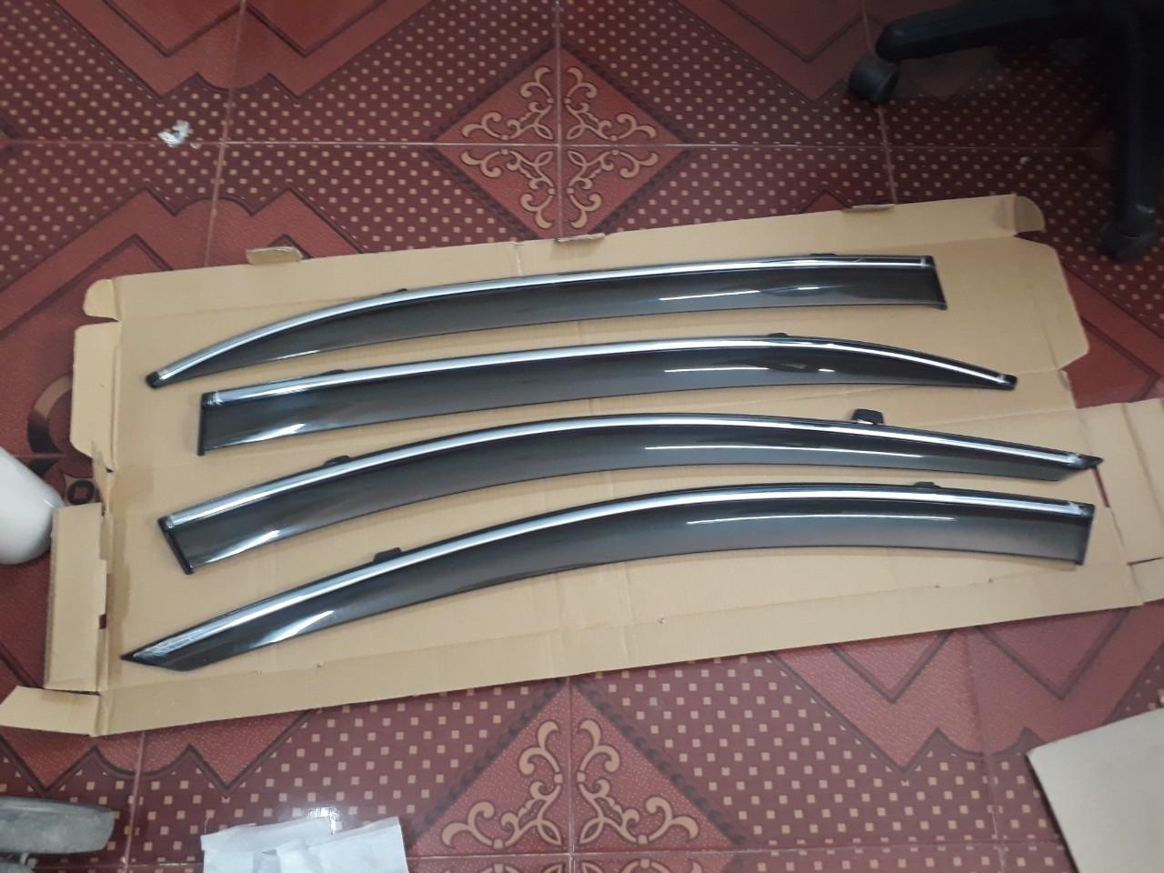 Bộ vè che mưa chỉ mạ xe Mazda 3 - Mazda 6 2015-2020