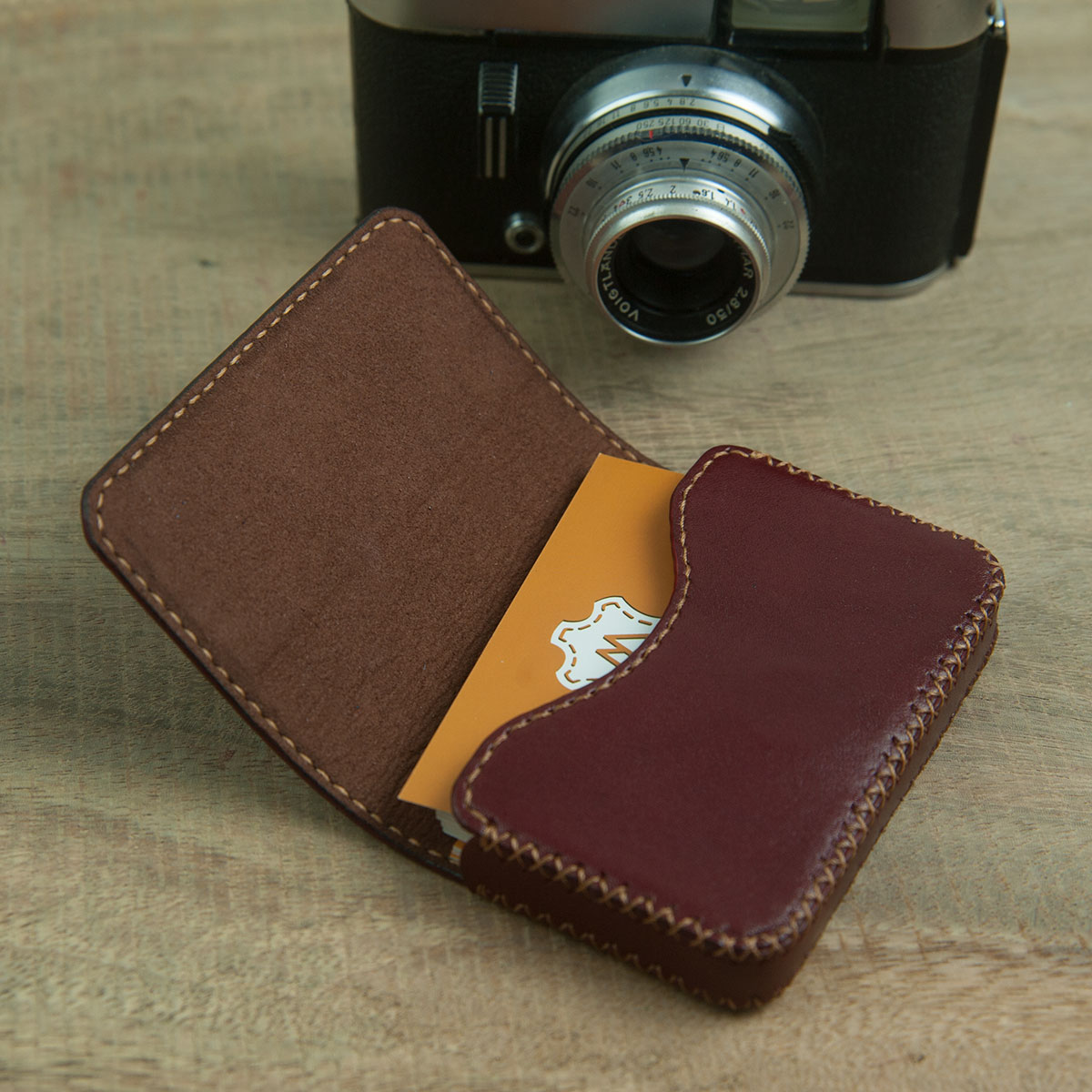 Bao hộp đựng thẻ atm và các loại danh thiếp - Màu đỏ đô - Da thật nhập khẩu - Handmade thủ công