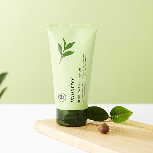 Sữa Rửa Mặt Trà Xanh Green Tea Cleansing Foam