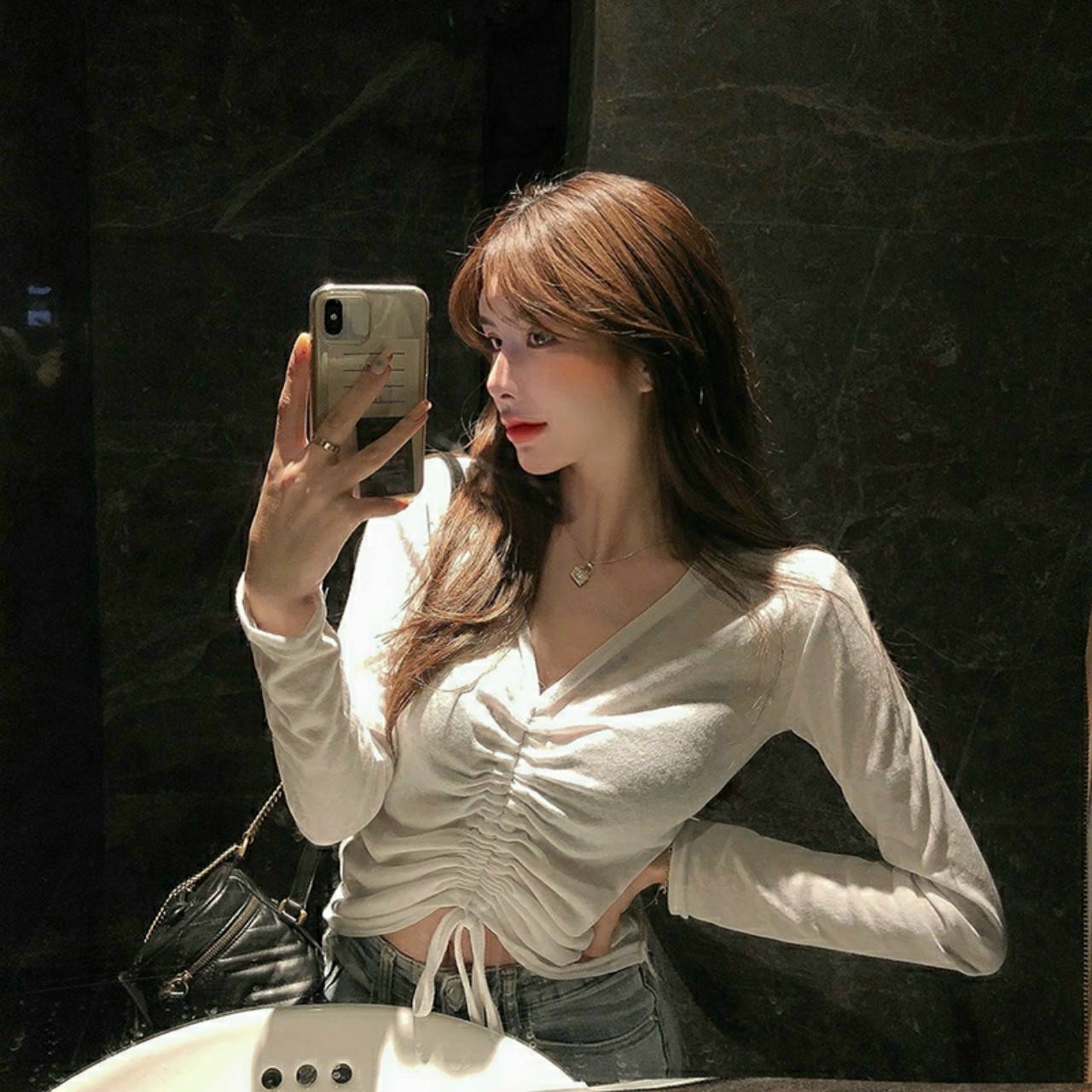 Áo croptop cổ tim rút dây tay dài