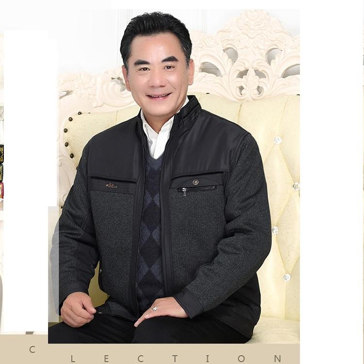 ÁO KHOÁC NGƯỜI GIÀ, chữ