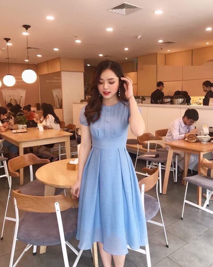 ĐẦM XANH DÁNG XÒE ĐÍNH NÚT CAO CẤP