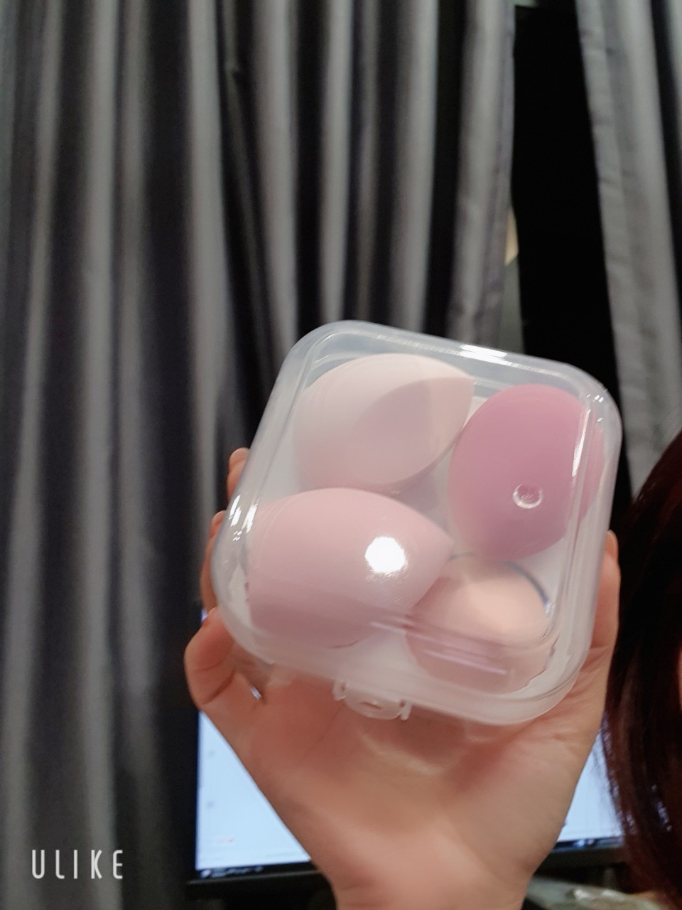 Hộp 4 bông tán phấn siêu mềm mịn