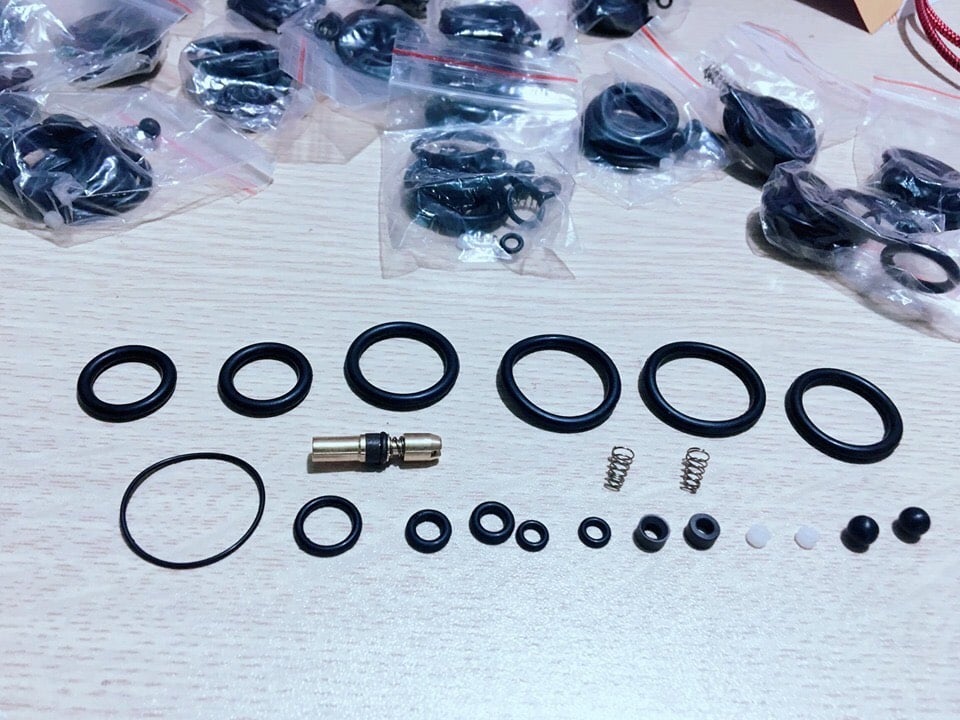 1 BỘ DOĂNG + TY BƠM DÙNG SỬA BƠM CAO ÁP