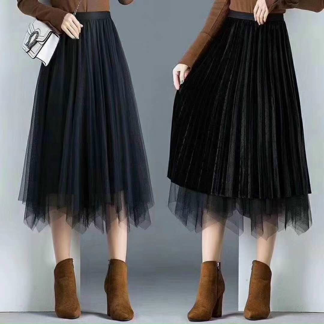 Chân váy xếp ly mặc được 2 mặt